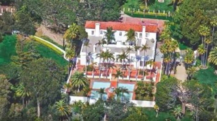 Where Does Al Pacino Live And How Big Is His House?
