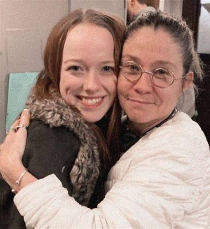 Who Was Amybeth McNulty Mother? Check Her Death Cause Wiki Biography